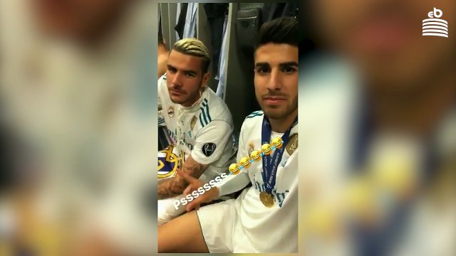 Asensio e Isco celebran La Decimotercera en el vestuario del Real Madrid