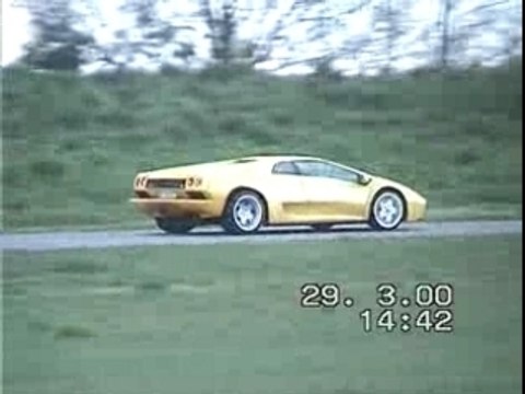 Cars - Lamborghini Diablo VT 6 liter corner slide 1 (1)
