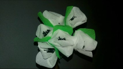 Bunga cantik dari kertas crepe
