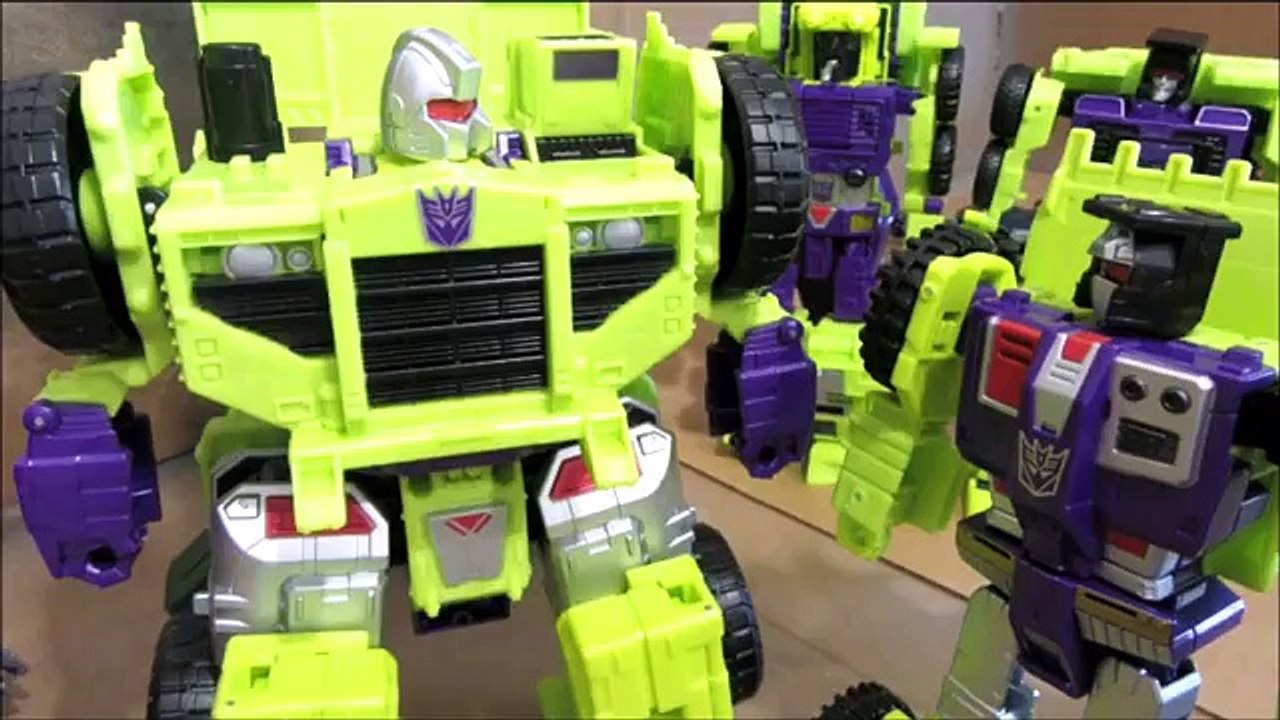 Transformers Combiner Wars Devastator Stop Motion [Part 2]
