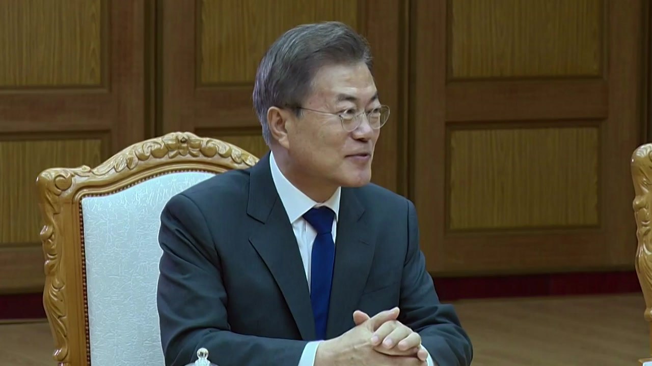 문 대통령 "남북 평화·번영 위해 북미회담 반드시 성공 기원" / YTN