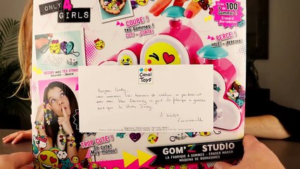 On réalise un colier grace à la fabrique à Gommes Gom'z Studio   Only 4 girls ! DIY