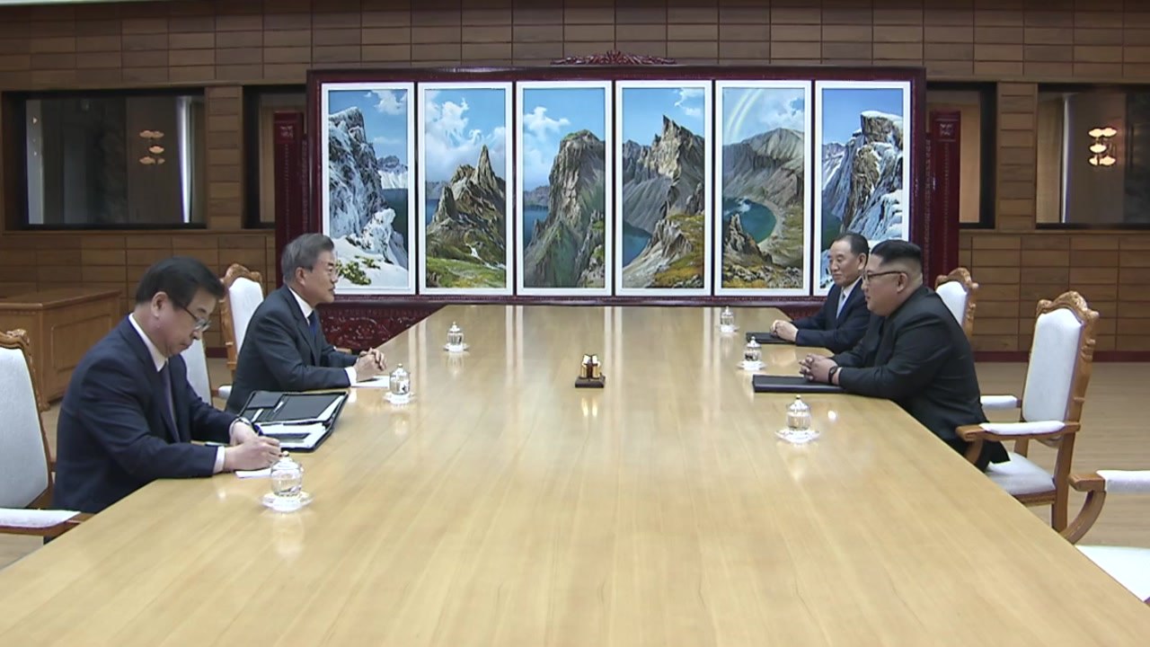 文 대통령 "판문점 선언 이행 재확인" / YTN