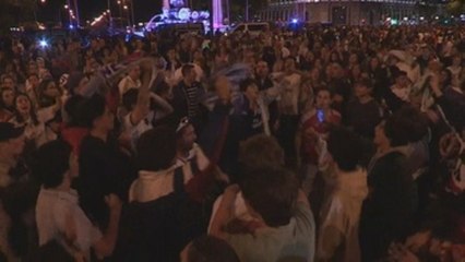 Noche de fiesta en Cibeles para celebrar la victoria del Real Madrid