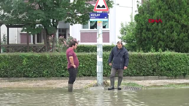 Kocaeli'de Yağış Sele Neden Oldu,evleri Su Bastı Hd
