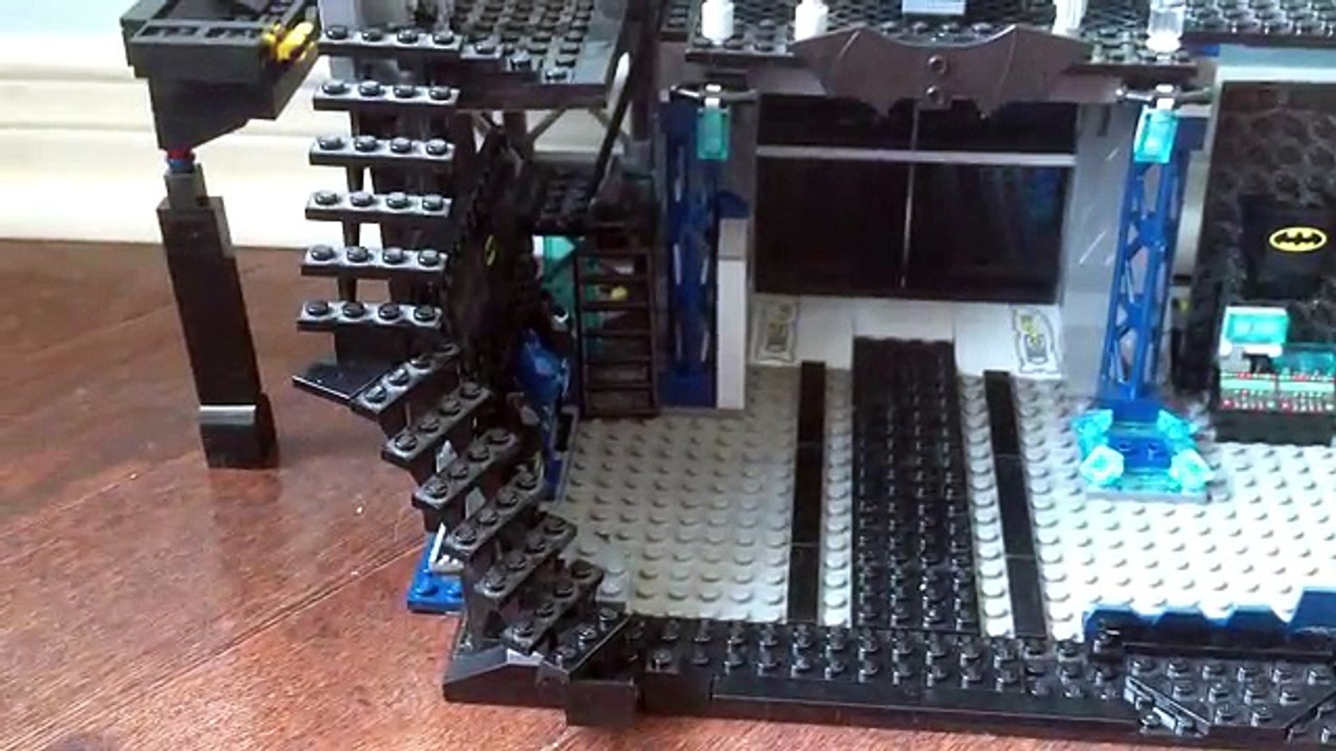 Lego Batman Batcave MOC - video Dailymotion