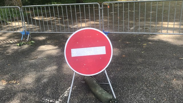 Le parc des Ondines: les dégâts après l’orage qui a fait tomber des troncs et des branches