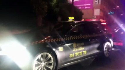 Bakan Kaya, taksi direksiyonuna geçti, İstanbul'u dolaştı