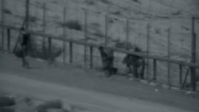 Três palestinianos abatidos por tanques israelitas quando furaram fronteira