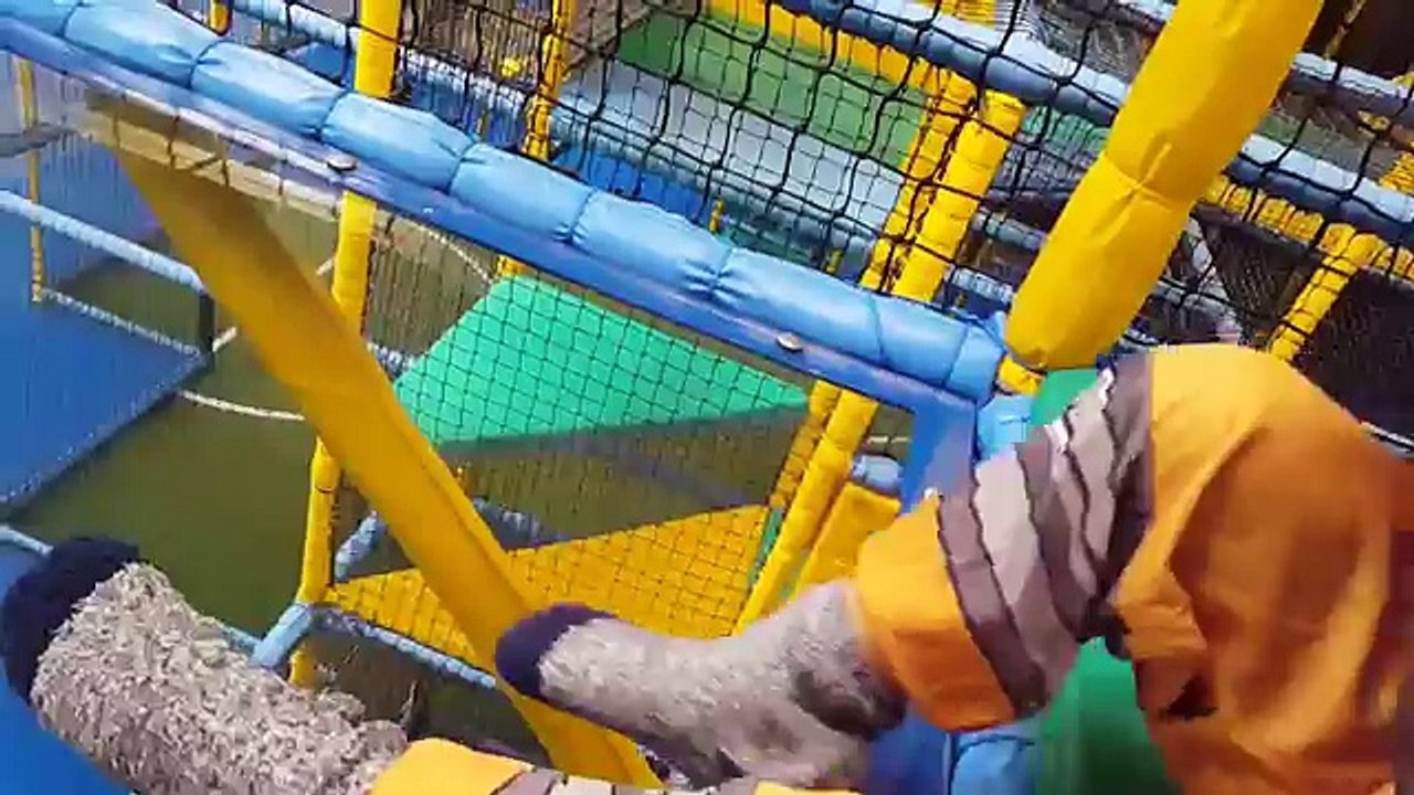 Power Rangers Trip to the indoor playground for kids