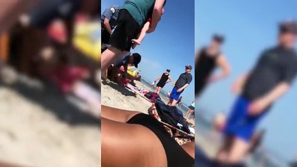 Etats-Unis : une femme violentée par des policiers lors d'un contrôle d'identité sur une plage