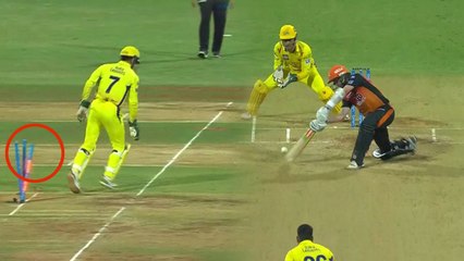 வில்லியம்சனை அவுட் செய்த தோனி