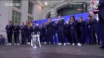 El Real Madrid visita el Ayuntamiento de Madrid para celebrar la Champions League