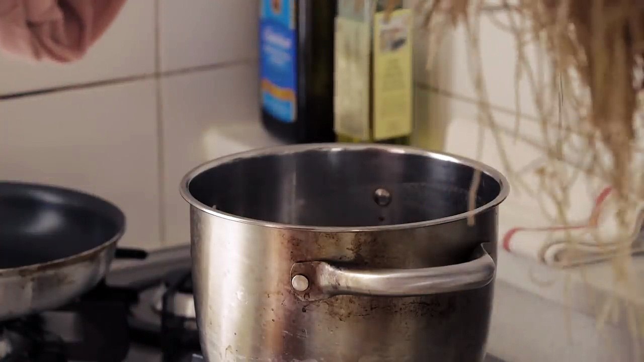 VLOG #19 하루세끼, 송주불냉면과 삼겹살 : What I eat in a day | Honeykki 꿀키