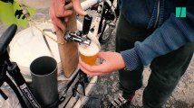 Ce cheminot a créé une tireuse à bière sur vélo pour des manifs plus conviviales