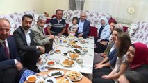 Başbakan Yıldırım, Gölbaşı'nda Yeşil ailesinin evinde iftar yaptı - ANKARA