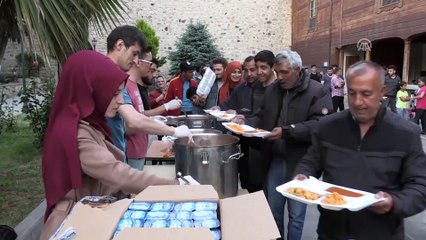 804 yıllık cami avlusunda iftar - SİNOP