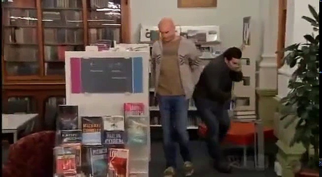 The Almighty Johnsons S01E03