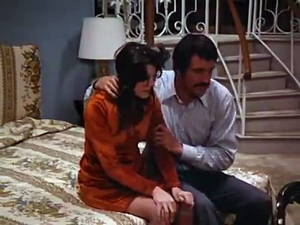 McMillan & Wife S1E06 (Til Death Do Us p) [p 4]