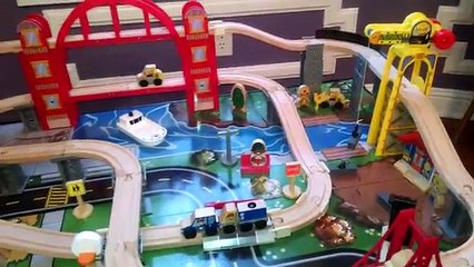 KidKraft Metropolis Train Table & Set - Toy Review