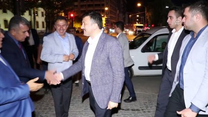 Hamza Dağ vatandaşlarla sahur yaptı - İZMİR