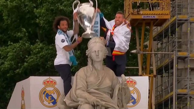 Победителей встретили по-королевски