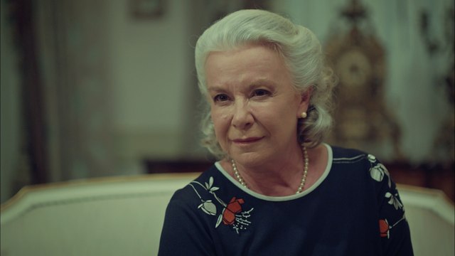 İstanbullu Gelin 51. Bölüm Esma Sultan'dan Ağır Konuşma