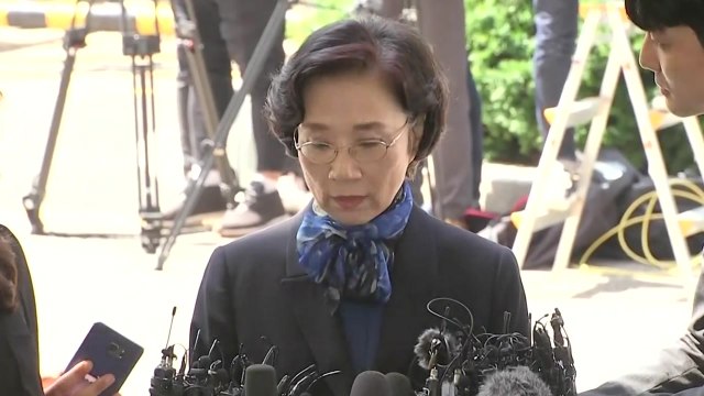 '폭언·폭행' 이명희 경찰 출석...연신 죄송, 죄송 / YTN