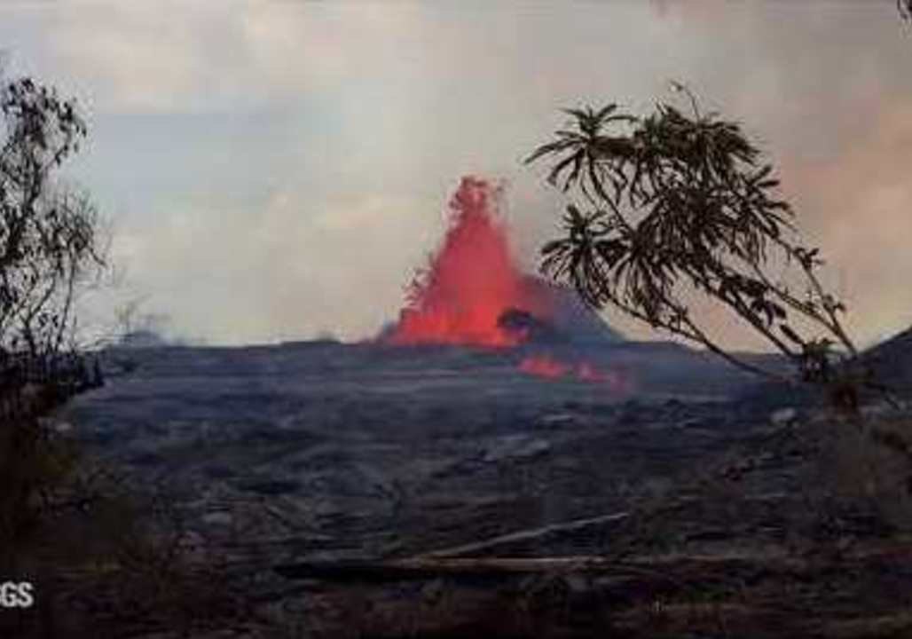 Fast-Flowing Lava Prompts New Evacuation Near Hawaii Fissure
