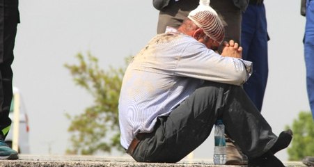 Oğlu TIR'ın Altında Kalan Acılı Baba, Olduğu Yere Çöküp Kaldı