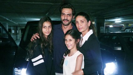 திருமணமாகி 20 ஆண்டுகள் கழித்து மனைவியை பிரிந்த நடிகர்- வீடியோ