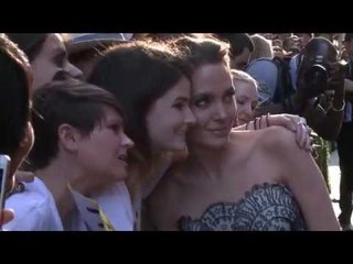 Cover Media Video: Angelina Jolie caught smoking