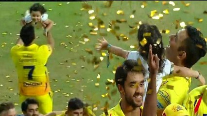 சிஎஸ்கே தோனி.. கோப்பையை கொண்டாடியது இப்படி தான்..வீடியோ