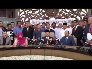 MMOTV: Kedah Mentri Besar Mukhriz Mahathir announces his resignation