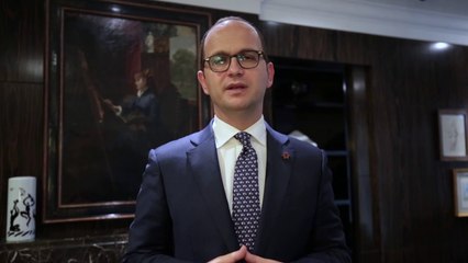 Ora News - Bushati në Francë: Hapja e negociatave nxit zbatimin e reformave