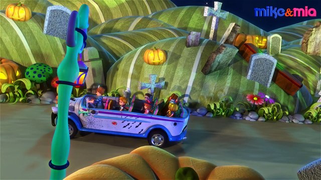 Halloween Songs for Kids, Children, Toddlers | Haunted House | Best Nursery Rhymes by Mike and Mia