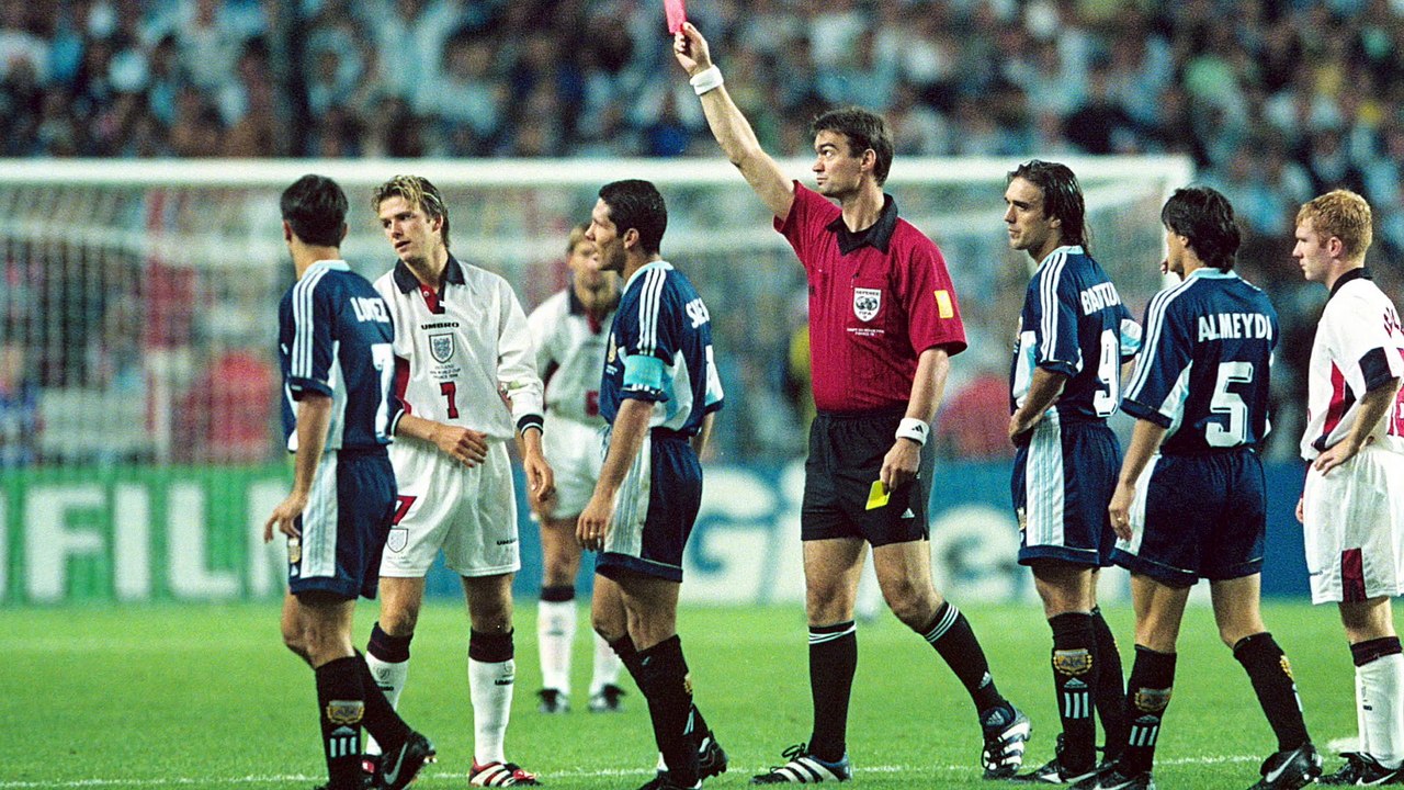 «Mon souvenir de France 98 ? L?expulsion de Beckham» - Foot - Erik Bielderman