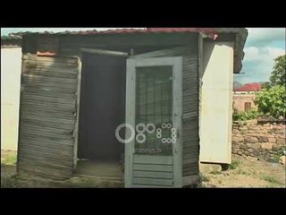 Ora News - Qendra shëndetësore si kasolle