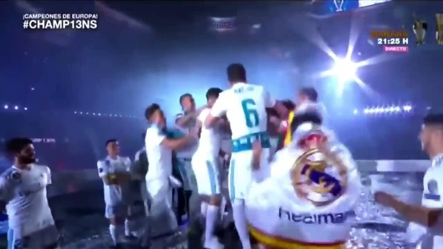 ¡Cristiano, quédate!' Unanimidad en el Bernabéu, jugadores y afición con Cristiano Ronaldo