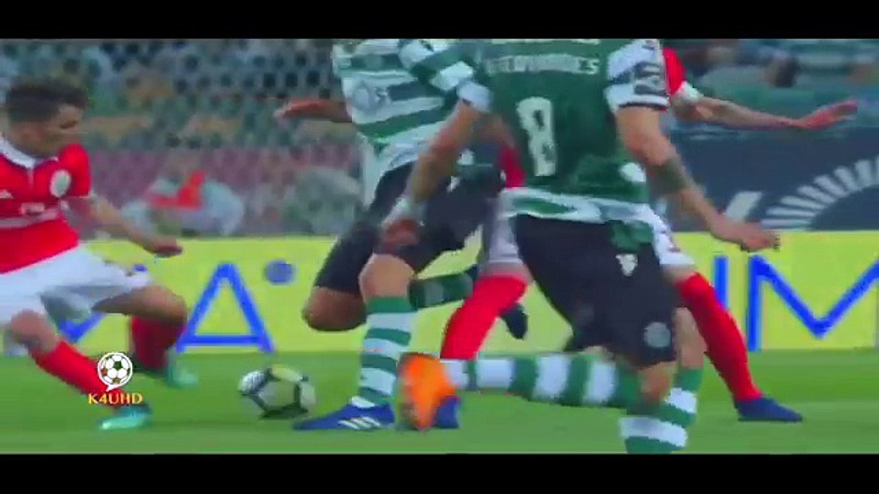 Les plus beaux clips de football • Des compétences folles folles.