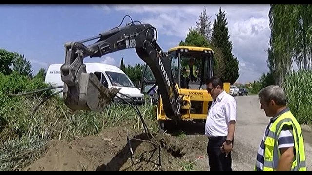 Ora News - Ujë për sezonin, task-forca e Lezhës aksion kundër abuzimit në Shëngjin