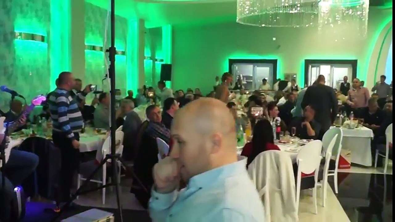 Snezana Babic Sneki - Takni me takni (Uzivo)