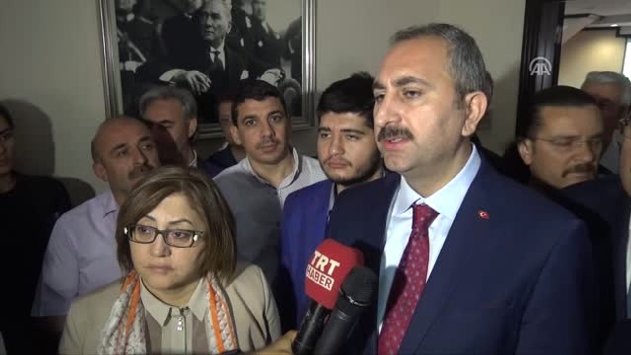 Adalet Bakanı Gül: "Darbenin Arkasında Millet Olmaz"