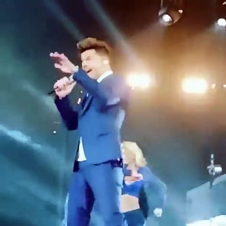 Ricky Martin - Uzbudjenje na sceni