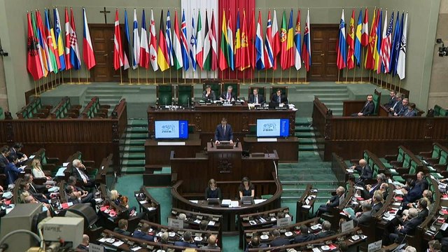 Польша: угроза с востока и база США