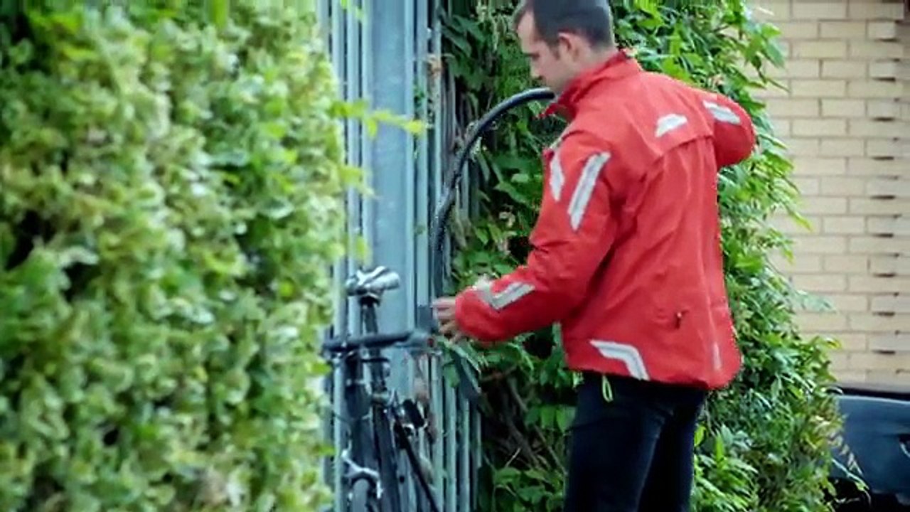 The Doctor Who Gave Up Drugs: Episode 2 (Medical Documentary) - Real Stories