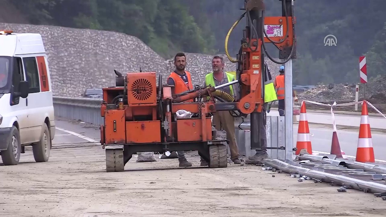 Bursa-Orhaneli karayolunda temizleme işlemleri devam ediyor - BURSA