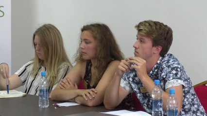 Up with People diskutojnë me të rinjtë për jetën sociale në Gjakovë - Lajme