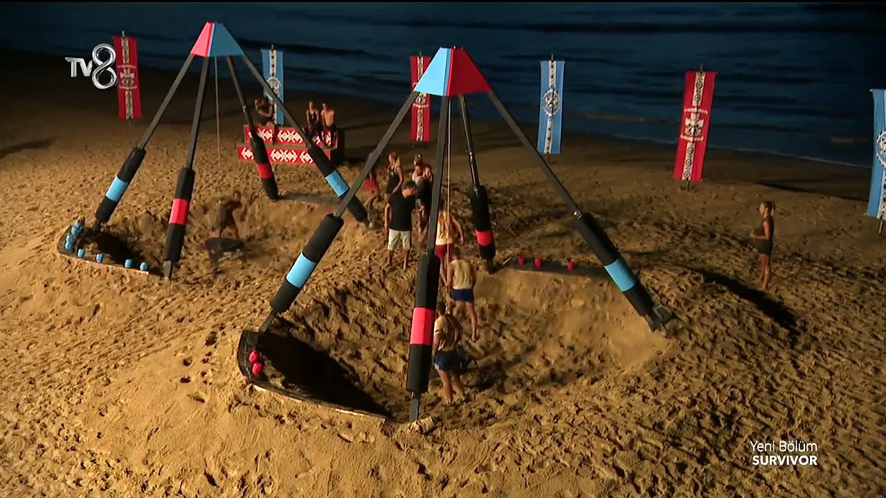 Acun Ilıcalı oyun sonunda Adem'in yanına gitti!  4 ayın emeğini...    82. Bölüm   Survivor 2018