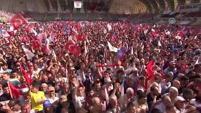 Cumhurbaşkanı Erdoğan: (Almanya) Teröristlere Polis Korumasında Miting Yaptırıyorlar